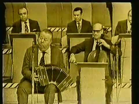 "Che Buenos Aires" ~ Anibal "Pichuco" Troilo y su orquesta