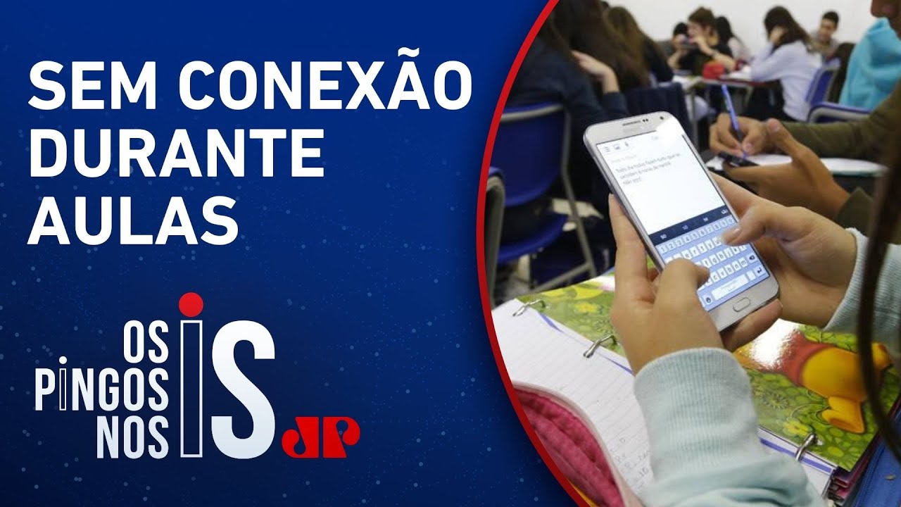 Tarcísio sanciona lei que proíbe uso de celulares em escolas públicas e particulares de SP