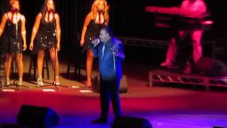 THE ISLEY BROTHERS AT THE FAIR 2016 SINGING "CHOOSEY LOVER"