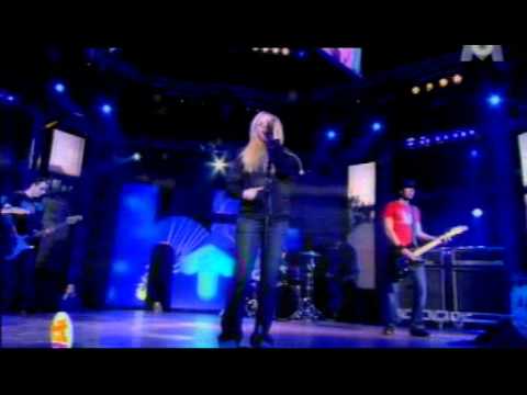 Avril Lavigne - Nobody's Home - Live @ Hit Machine France [02 26 2005]