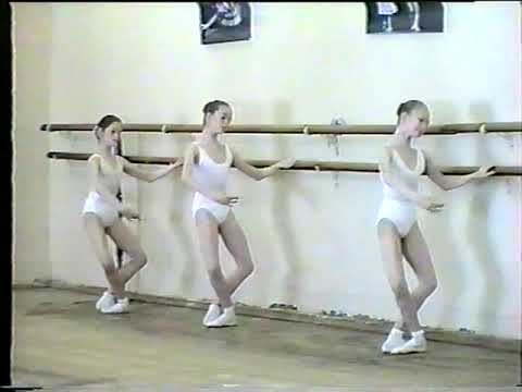 VAGANOVA FULL CLASS (grade 2/6 - level 2), teacher: Olga Shihanova, 1993