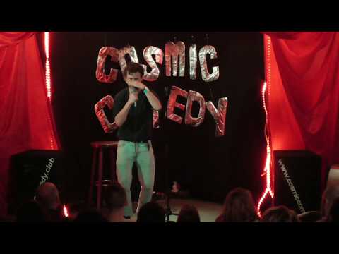 LUCA RAVENNA. AN ITALIAN COMEDIAN IN EUROPE. Eng. Subs CC