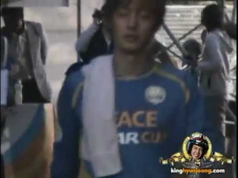 [Fancam} Kim Hyun Joong arriving for peace star cup soccer match 110927 | 김현중 피스스타컵