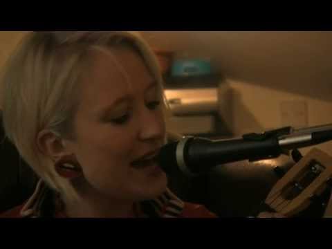 Gwyneth Herbert - Perfect Fit, live in her living room