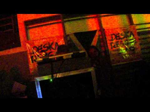 JONHY OSBOURNE + DESKAREGGAE (BH) (2015) - feat.  MONKEY Jhayam - 18 de 28