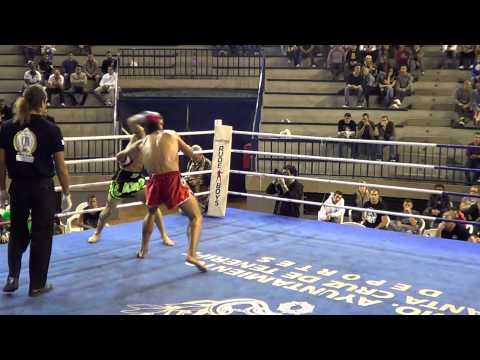 Carlos La Loba vs Diogo Calado Muay Thai Profesional 75kg Round 2