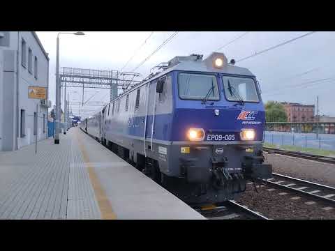 Odjazd EP09-005 z IC Mieszko relacji Gdynia Główna-Wrocław Główny ze stacji Leszno.