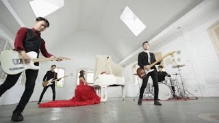 Carla - Mainan Hati (Official Music Video)