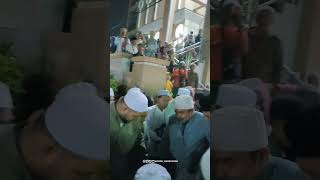 Download lagu MasyaAllah Akhlaq Beliau🥰💚 #khrkholilasad mp3