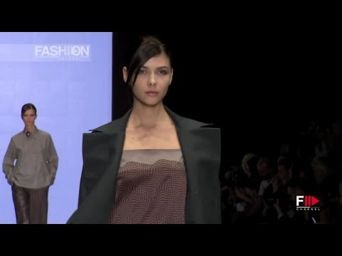 YULIA NIKOLAEVA Mercedes-Benz Fashion Week Russia Spring 2016 by Fashion Channel