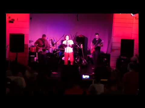 Play Video Youtube Video