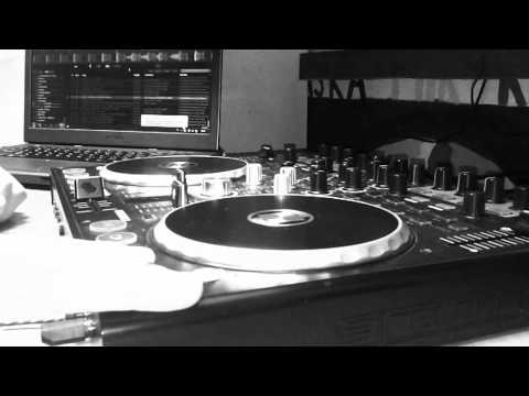 DJ Frebite - DJ Frebite - Little Droid_(reloop_terminal_mix2)_[Electro Music]