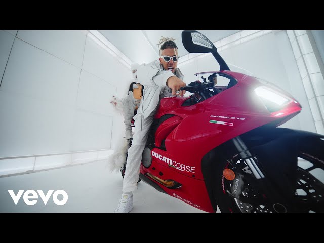 Christian Dior von Jhay Cortez ((jetzt ansehen))