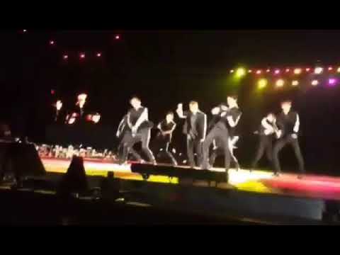 EXO - TEMPO | at SMTown Chile, Day 1