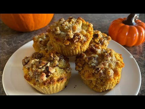 😍 I Can’t Believe These Are KETO! Pumpkin Muffins with Cinnamon Streusel