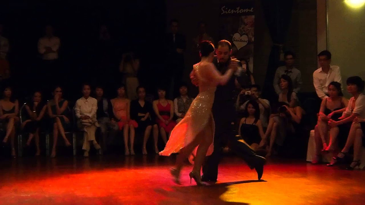 Video thumbnail for Daniel Nacucchio y Cristina Sosa @ Xtreme Grand Milonga, Hong Kong , June 2013; 1/3