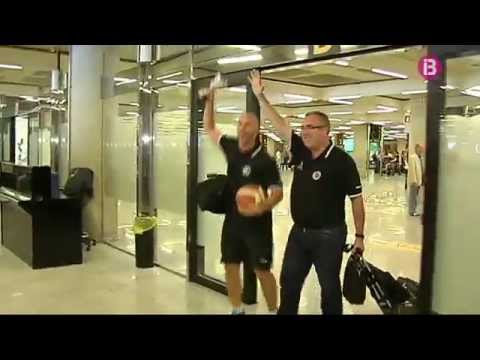 Els jugadors del Bàsquet Pla arriben com autèntics herois