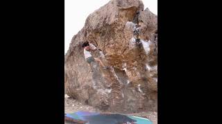 Video thumbnail of Marty Lewis's Ever Changing Hair, V2. Happy Boulders