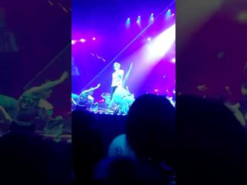 Fancam 160806 TWICE with 2PM &amp; GOT7 Go Crazy #jypnation2016 #twice