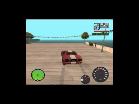 CJ le enseña a manejar a su hijo CJ enano.