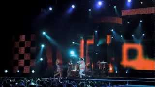 Pisa Que Eu Gamo Lyrics English Translation
