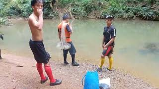 Download lagu perdana 2 hari 2 malam di hutan Malinau di awal tahun 2023 mp3