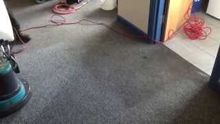 preview picture of video 'Aldershot - Carpet Cleaning - Office'