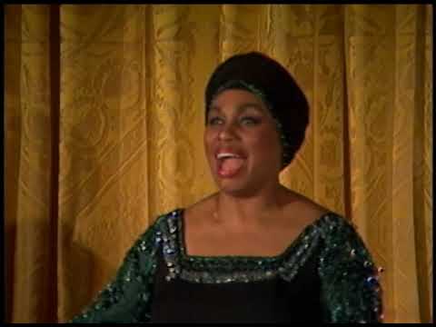 Prince and Princess of Wales visit, Entertainment by Leontyne Price after dinner on November 9, 1985