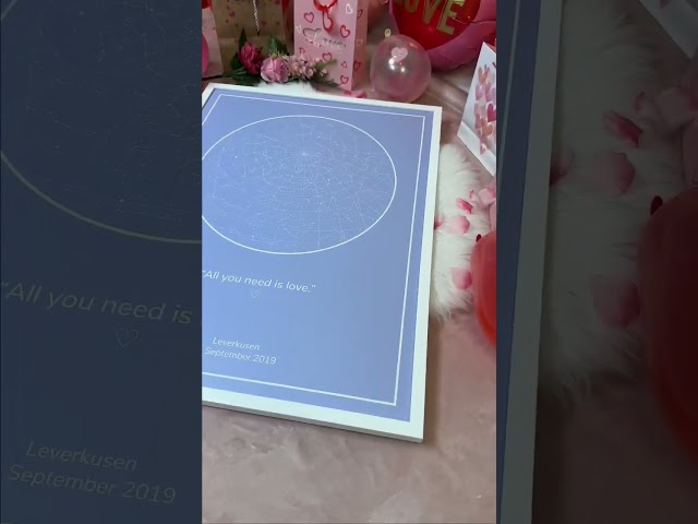 Vídeo relacionado con Transparent Gift Placa Personalizada con Textos Mapa Estelar. Regalos Parejas. Cuadro de Metacrilato. Placas Personalizadas. Regalos Originales para Mujer y Hombre. Regalos de San Valentín, Cumpleaños