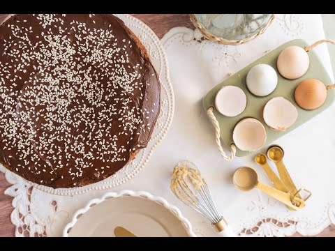 Sesame Chocolate Marbled Cake
