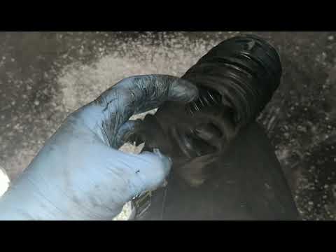 Stuurhuishoes rechts vervangen op een Citroën met stuurbekrachtiging. BXFIX.COM / DESNOEKFABRIEK.COM