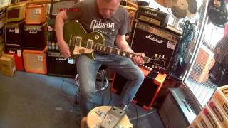 Video thumbnail for QUICK DEMO OF THAT MARSHALL SUPA FUZZ AT MACARIS by Macari's Ltd