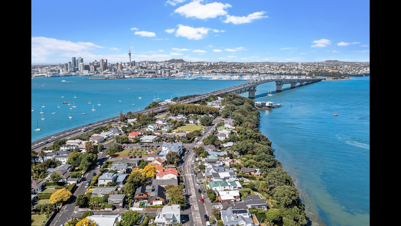 Three bedrooms in Northcote Point for under $1.5M!