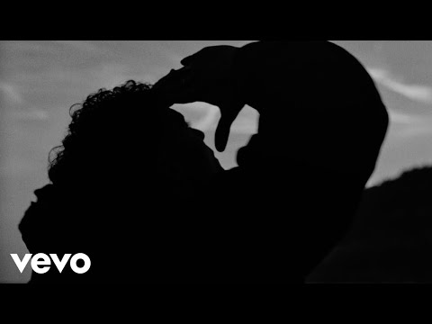 LB Prada, Martina Puleo - Palazzi & Mare (Official Video)