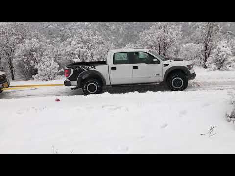 Ford f-150 Raptor SVT V8 6.2L  2013 snow off-road