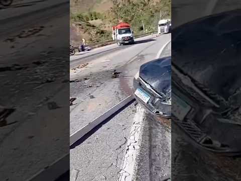 Acidente na BR-262, curva da Ferradura em Ibatiba (ES)