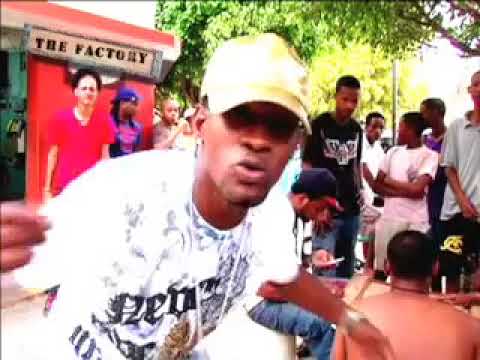 Monkey Black - El Locotron (Video Oficial)