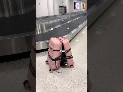 This carry on backpack saved me millions😍 #travel #travelhacks #luggage