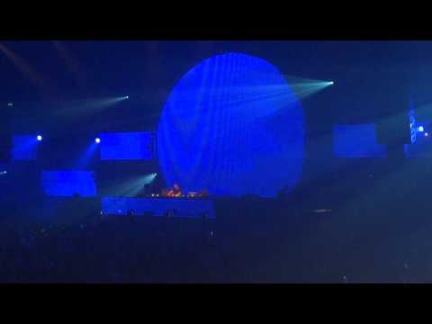 Markus Schulz (ASOT 550 Den Bosch) playing Mind Gamer, Home and The Fusion