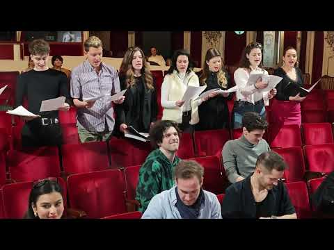 A trón, az új magyar musical