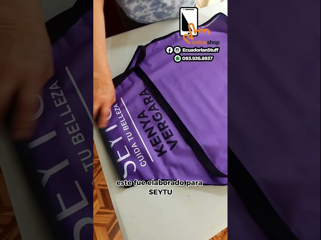Vídeo relacionado con Wanapix | Delantales Personalizados con Fotos y Textos | Delantal de Cocina Customizado | Ribete en Colores Variados | Regalo ideal para Cocinillas y aficionados a Cocinar (Ribete negro)