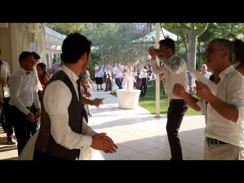 MUSICA FESTA MATRIMONIO BALLI DANZA KUDURO CAVALLINO ROSSO FRANCESCO BARATTUCCI