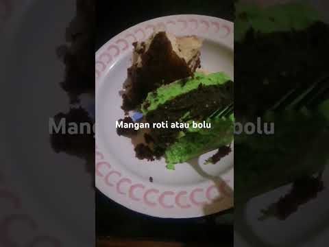 Mangan roti atau bolu #makan #eyp #yyp