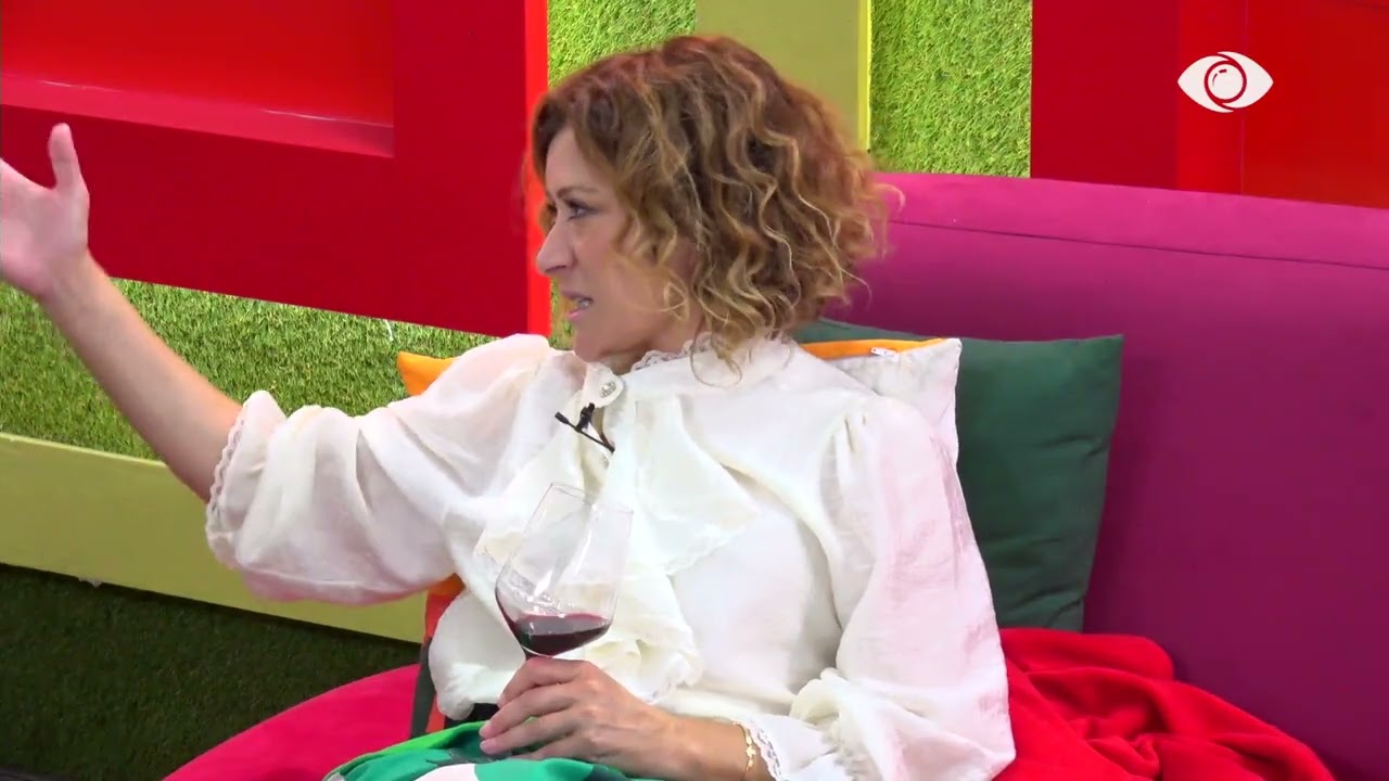 “Po të ishte me tre, kë do fusje?”/ Egla i përgjigjet Julit: Përpara se ajo të më godiste...