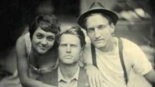 The Lumineers - Morning Song (Fuel/Friends Session)