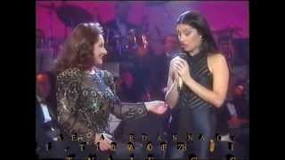 MARIFÉ DE TRIANA - LUCIA - LA NIÑA DE PUERTA OSCURA.( DUETO )wmv