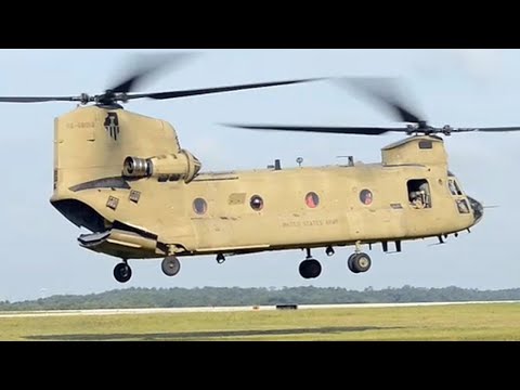 Boeing CH-47 Chinook Take Off