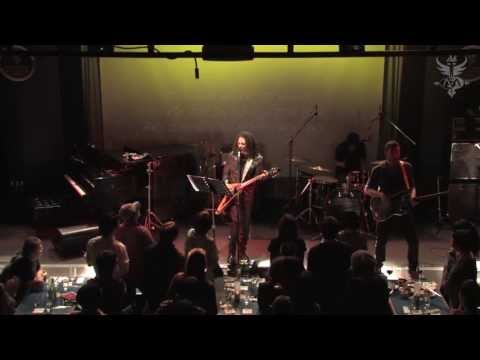 18 Just Go Easy - Sananda Maitreya & The Nudge Nudge