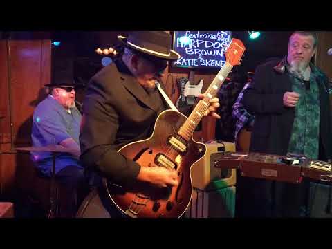 Harpdog Brown and the Travelin’ Blues Show With Kid Ramos.Hip Shake. December 2017.