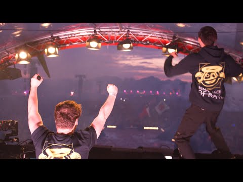 WHO IS READY FOR ALL OUR NEW ALBUM MUSIC?! 🤯